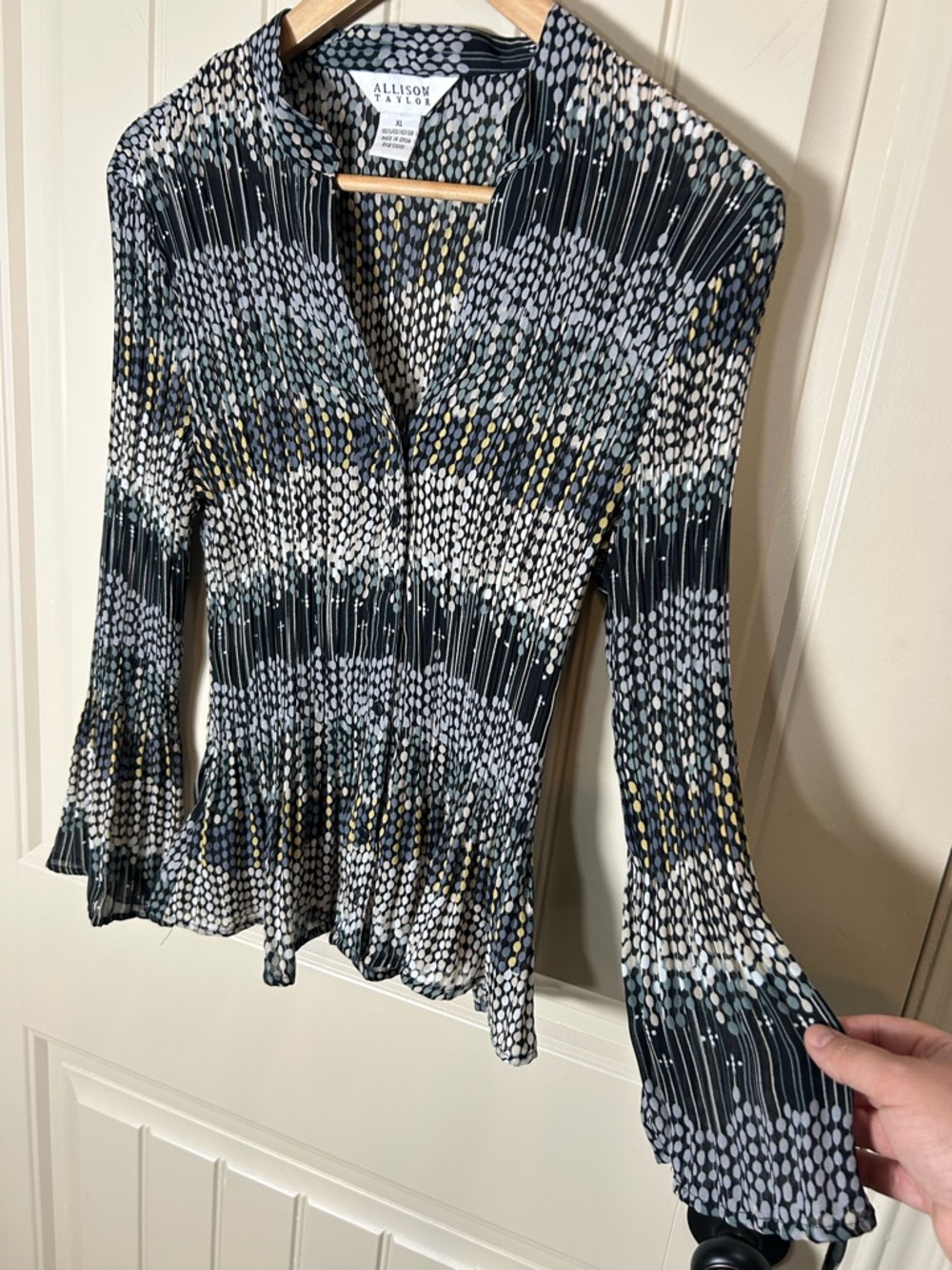 Allison Taylor Women’s Vintage Polka Dotted Multicolor Blouse LongBell Sleeve XL - Picture 4 of 9